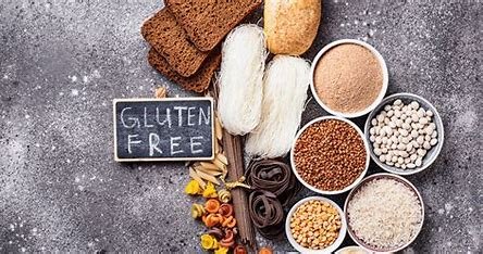 A gluten-free diet benefits individuals with celiac disease or gluten sensitivity by reducing inflammation, improving digestion, and enhancing overall health. For some, it may also boost energy, improve skin health, and promote weight management by eliminating processed gluten-rich foods.