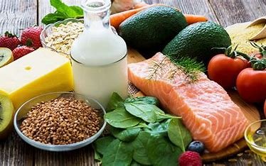 The Role of Food in Managing Menopause: Key Nutrients, Dietary Tips, and Foods to Alleviate Symptoms and Support Hormonal Balance During the Menopausal Transition.